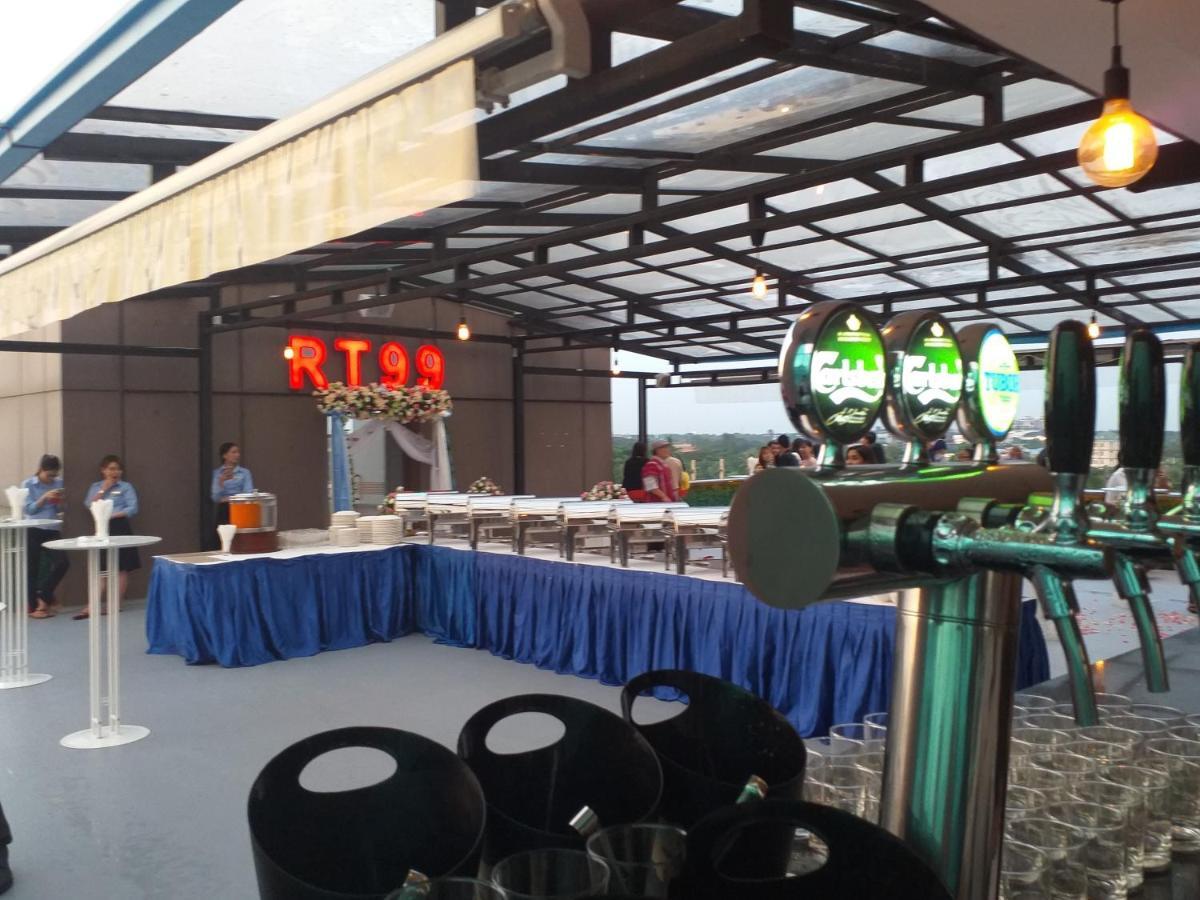 Hotel Broadway Yangon Exterior foto
